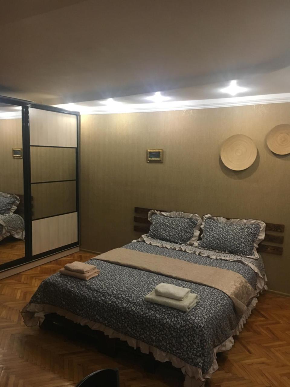 Ferienwohnung Kvartira Na Krakivskiy 12 , 52 Kiew Exterior foto