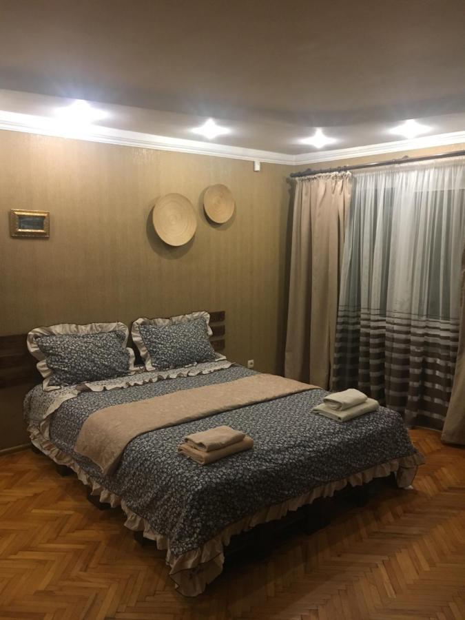 Ferienwohnung Kvartira Na Krakivskiy 12 , 52 Kiew Exterior foto
